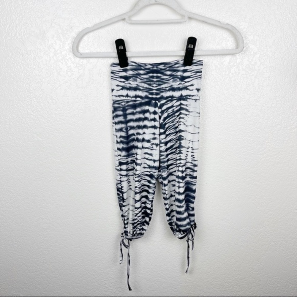 Onzie Tie Dye Gypsy Pants Blue/White Size 4/5